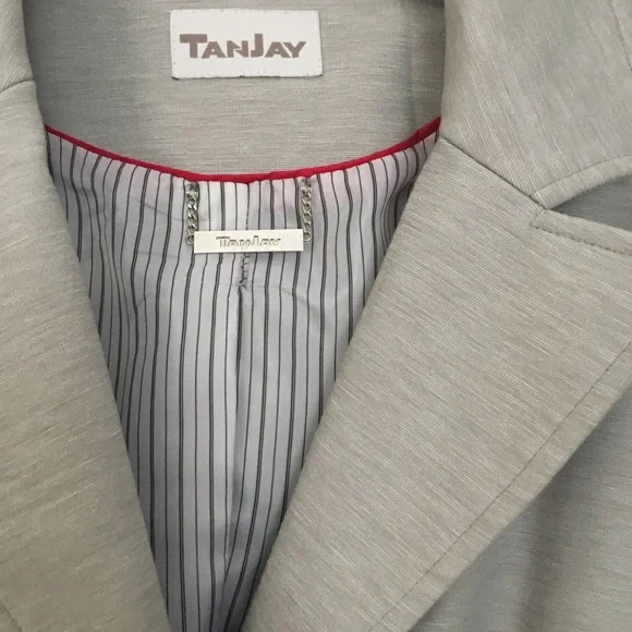 Women jacket - Picture 2 of 8